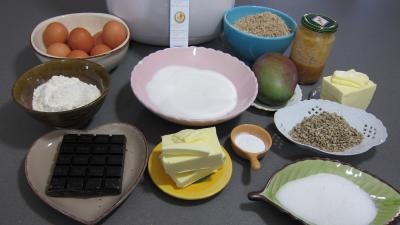 Ingrédients pour la recette : Cupcakes au chocolat à la friteuse Airfryer