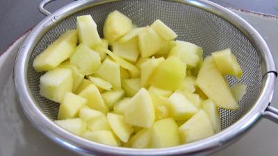 Chou rouge aux pommes et crudités - 3.4
