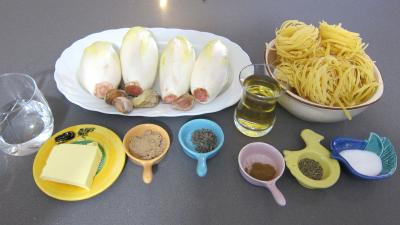 Ingrédients pour la recette : Nids d'Alsace aux endives