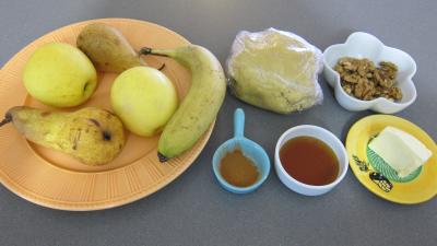 Ingrédients pour la recette : Tatin de pommes, poires, banane