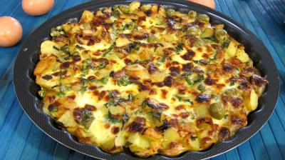 Cuisson au grill : Assiette de frittata aux pommes de terre et petits pois