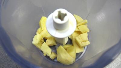 Compote de prunes blanches aux noisettes - 3.2