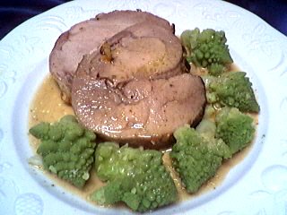 chou romanesco : Assiette de rôti de dindonneau au Porto