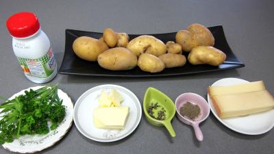 Ingrédients pour la recette : Pommes de terre paille façon "Connétable"