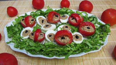 câpre : Plat d'oeufs farcis