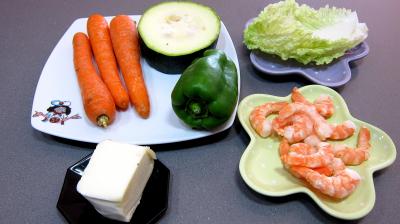 Ingrédients pour la recette : Barquettes de chou chinois (pe-tsaï)