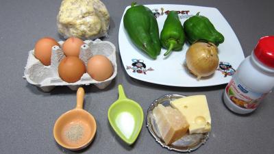 Ingrédients pour la recette : Quiche aux poivrons