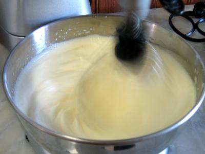 Gâteau aux poires et sa crème au Grand Marnier - 7.2