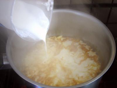 Gâteau aux poires et sa crème au Grand Marnier - 13.3