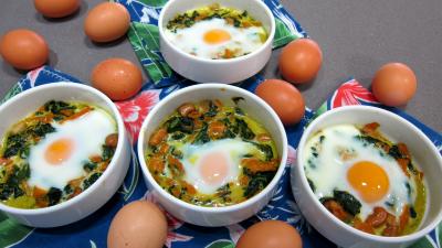 Cuisine mauricienne : Cassolettes d'épinards et oeufs à l'indienne