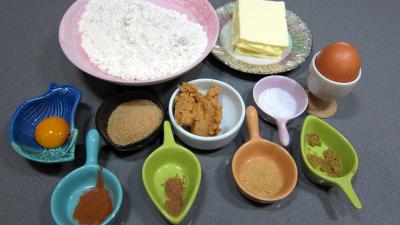 Ingrédients pour la recette : Pâte brisée sucrée, salée