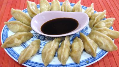 entrée à base de coquillages et crustacés : Assiette de dim sum aux gambas à la farine de froment