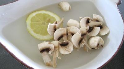 Pintade à la purée de maïs et champignons - 5.4