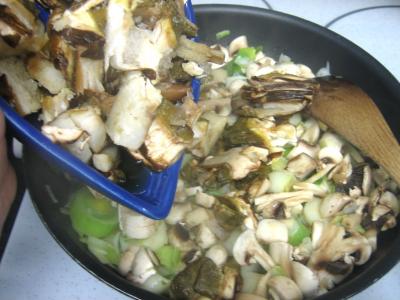 Pintade à la purée de maïs et champignons - 11.2