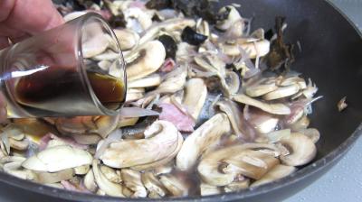 Oeufs au vin rouge et champignons - 6.3