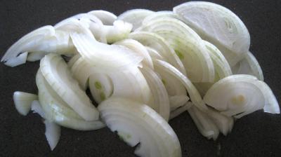Petits pains farcis à l'oignon et aillettes - 6.3