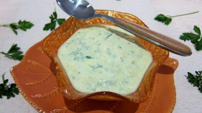 Recettes rapides : Ramequin de sauce à l'ail minceur
