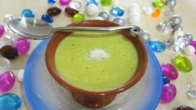 sauce chaude : Coupe de sauce coco au curry