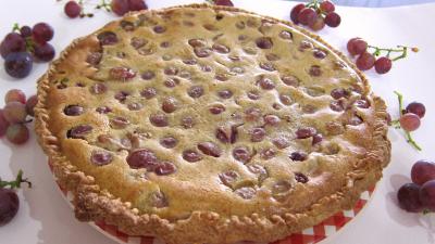 Recette Assiette de clafoutis aux raisins et au brousse