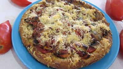 Anniversaire : Assiette de pizza "Gillou"