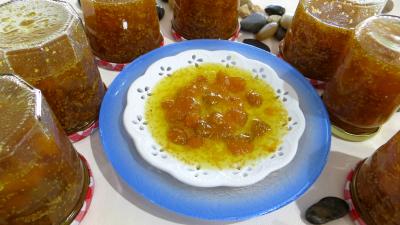 miel : Coupelle de confiture de physalis ou d'amour en cage