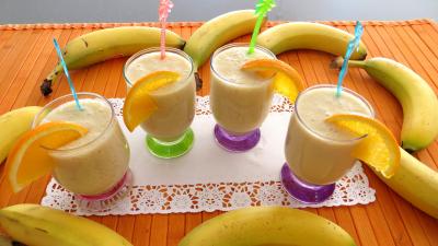 Anniversaire : Verres de boisson à l'ananas