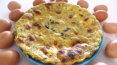 entrée à base de légumes : Assiette de quiche aux épinards et lotte