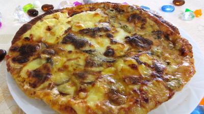 Amuse-bouche : Pizza aux champignons et fromages