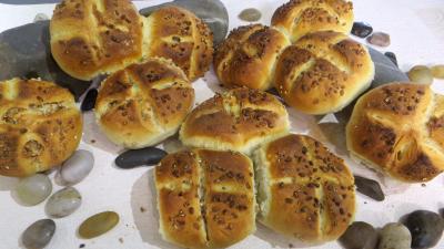 Cuisson au four : Petits pains rustiques aux grains de blé
