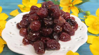 Desserts : Coupelle de confit de cerises