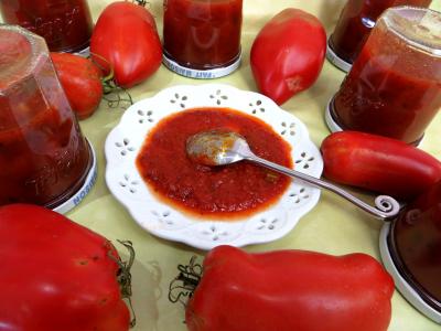La cuisine des grand-mères : Coupelle de sauce bolognaise au céleri-branche