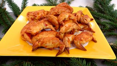 Pâques : Assiette de croissants au jambon et au Comté