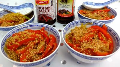 Recettes végétariennes : Bols de sauté de concombre et poivrons à la chinoise