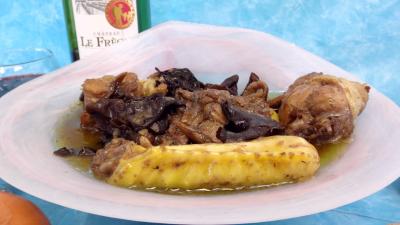 vin rouge : Assiette de poulet au vin rouge