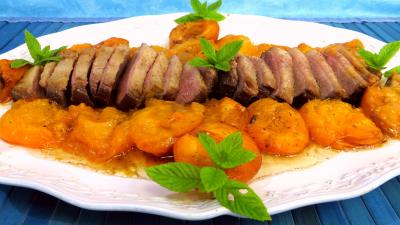 plat complet : Magret de canard aux abricots frais