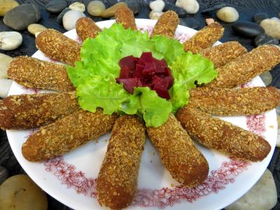 Amuse-bouche : Assiette de beignets au bleu d'Auvergne