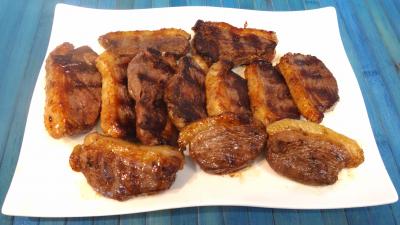Volailles et gibiers : Assiette de magrets de canard grillés
