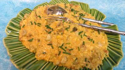 Viandes : Plat de rosotto au safran et aux fèves