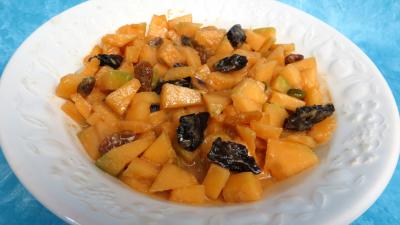 Desserts : Saladier de salade de melon au caramel
