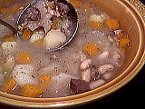 garbure : Soupière de garbure
