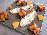 Recette Assiette d'amuse-bouche au melon et charcuterie