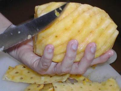 ananas retirer les yeux