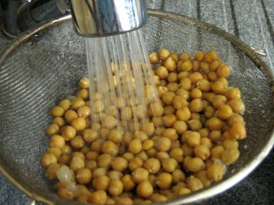 Image : Pois chiche - Rincer les pois chiche
