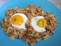 oeufs au plat aux girolles