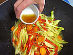 Sauté de porc aux châtaignes d'eau - 12.2