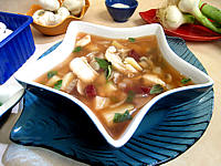 plat unique : Soupière de soupe de morue aux champignons