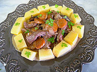 Image : recette Sauté de porc à la crème et au vin rouge