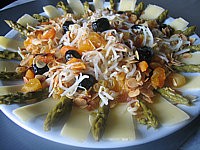 Abricot sec : Plat de salade de soja aux abricots