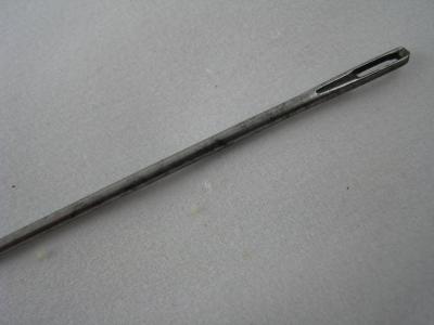aiguille à brider