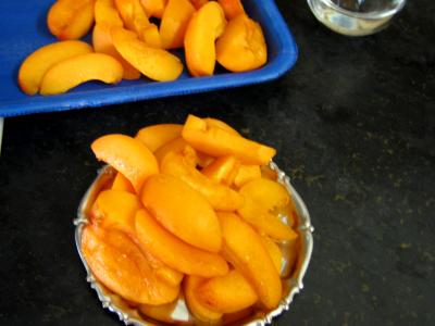 Abricots au fromage blanc et au floc de Gascogne - 1.3